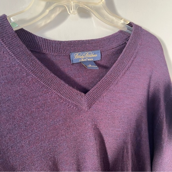 Brooks Brothers 100% Wool Purple V-neck Sweater Business Pull Over Career Knit - Picture 5 of 6